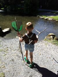 Wasserspielplatz &quot;Kleine Angler&quot; beobachten